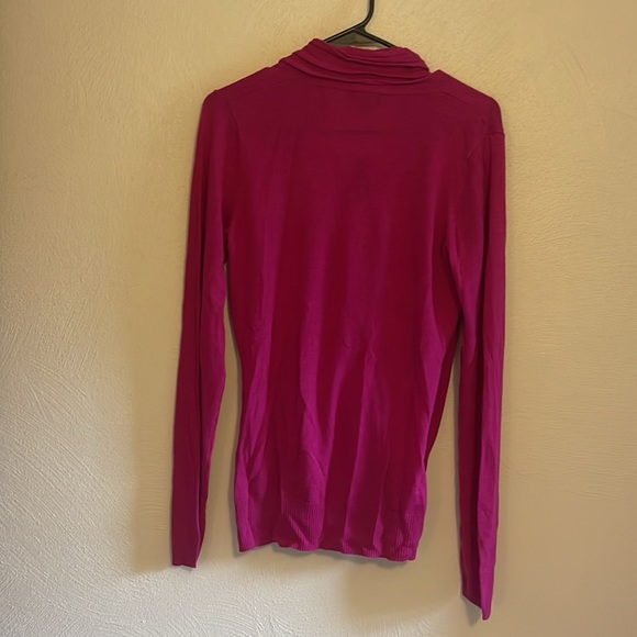 NWT THE LIMITED sweater, size Medium - Picture 2 of 6